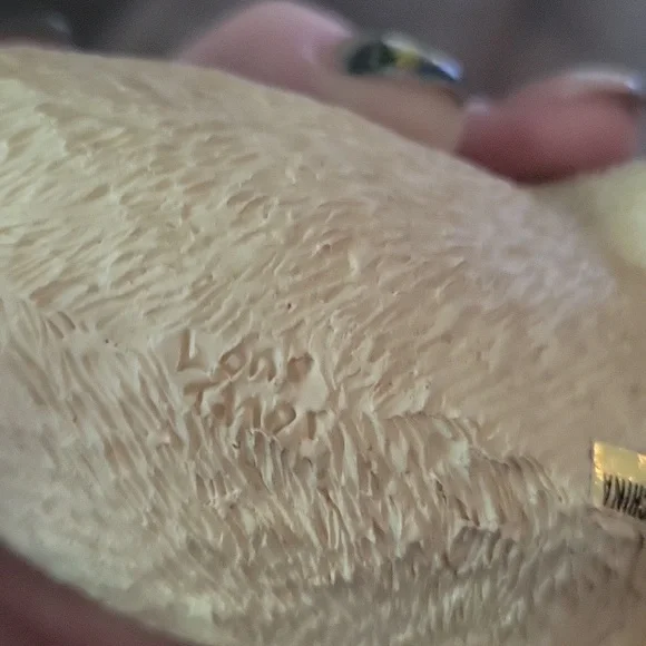 Realistic Dog Figurine - Picture 6 of 7